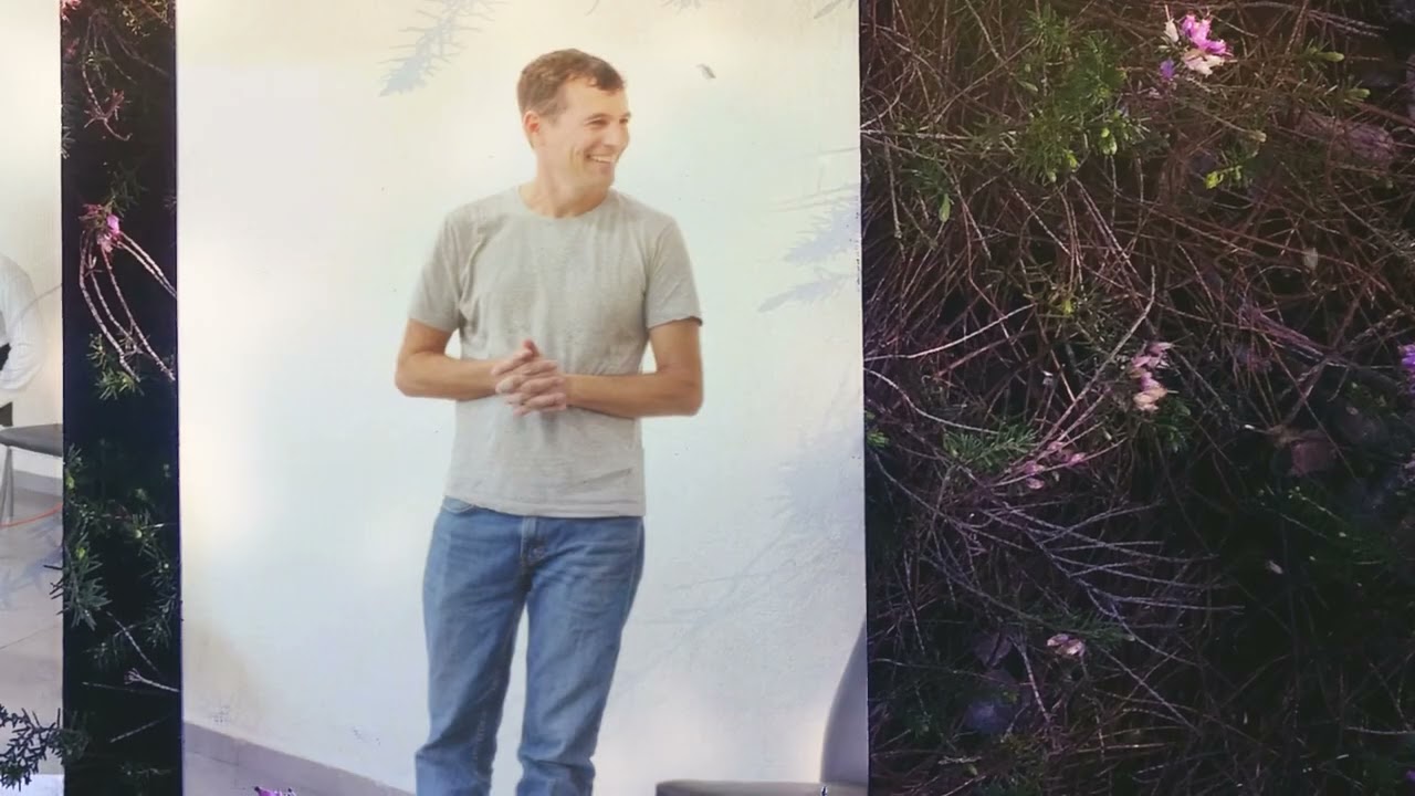 ותיקי כפר עציון בעקבות פריחת הטבע והאדם