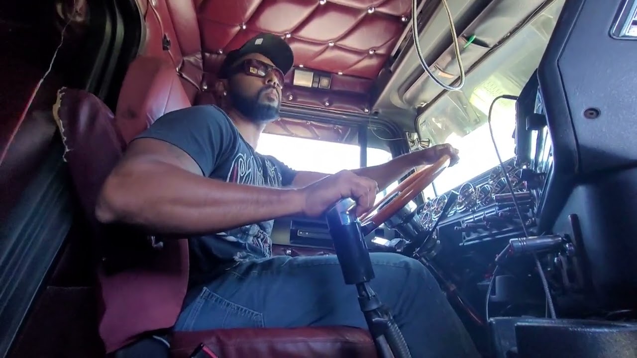 CUMMINS N14 HAULING ASS 135K LBS #asmr #cummins #freightliner #N14