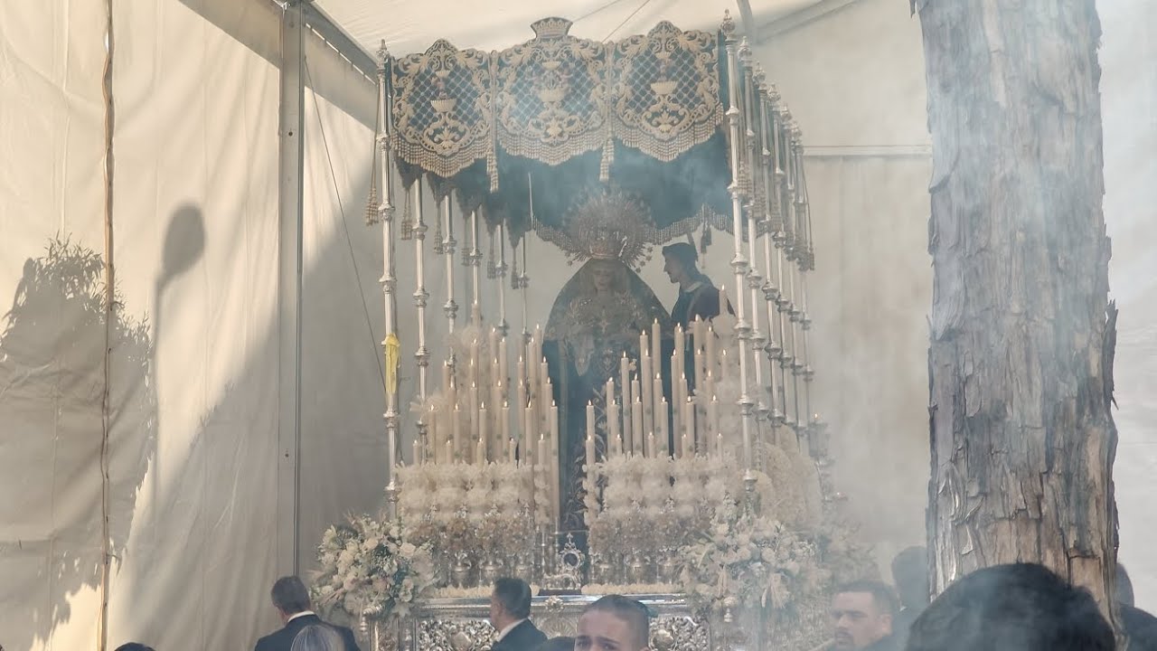 Salida de Nuestra Señora de la Salud y Esperanza (Sevilla)