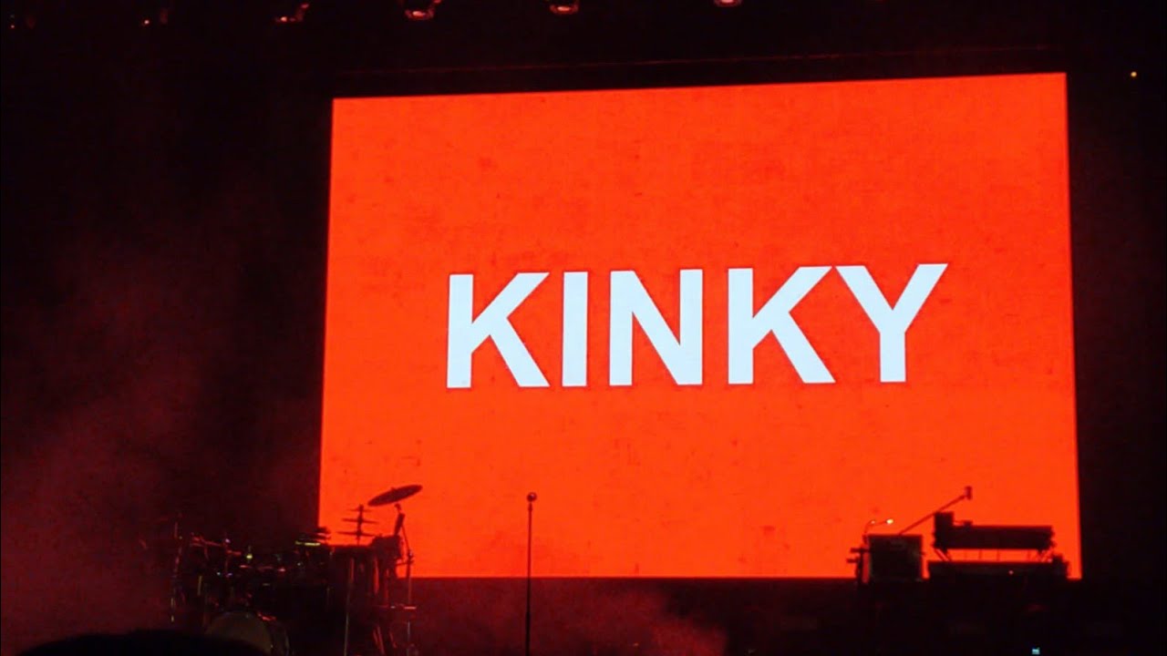Kinky en Vive Latino 2023