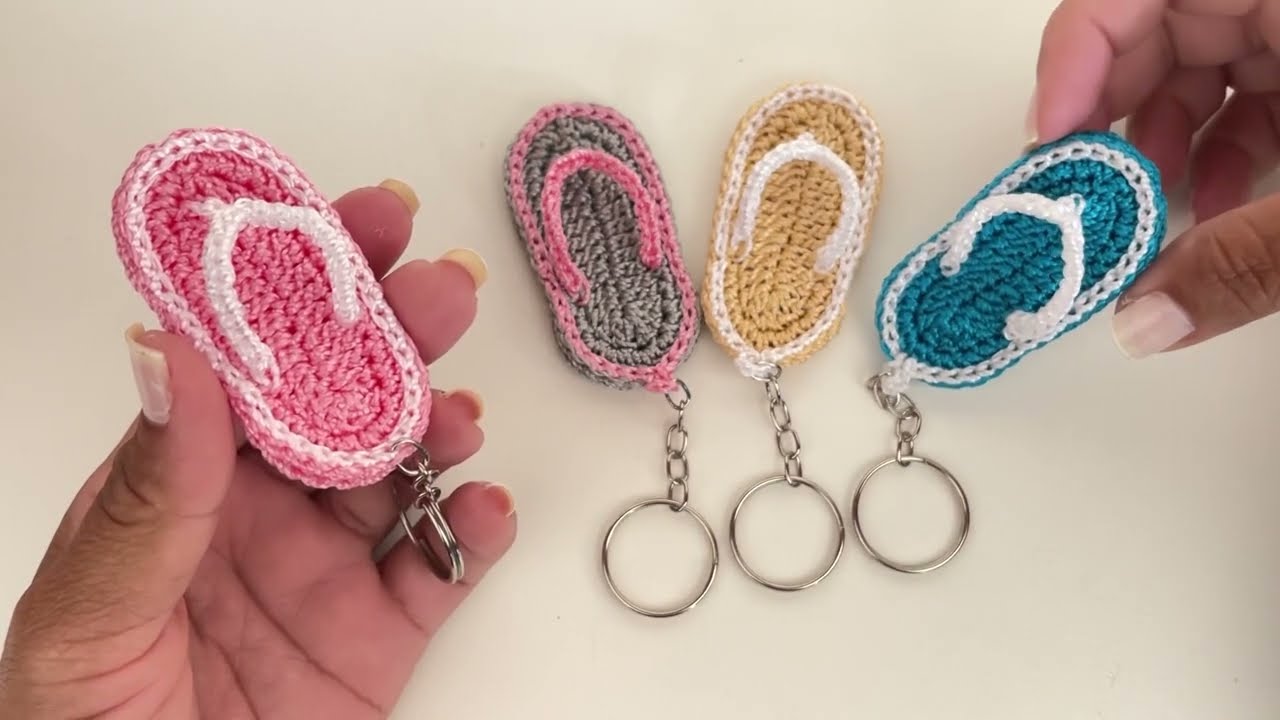 Chinelo de crochê chaveiro rápido e fácil(crochet slipper keyring)