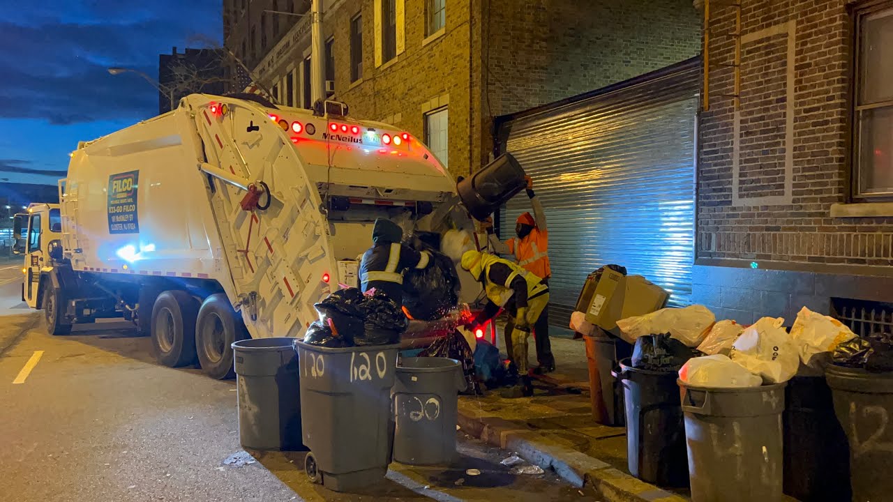 Brand New Battle Motors Garbage Truck VS Saturday Trash Piles