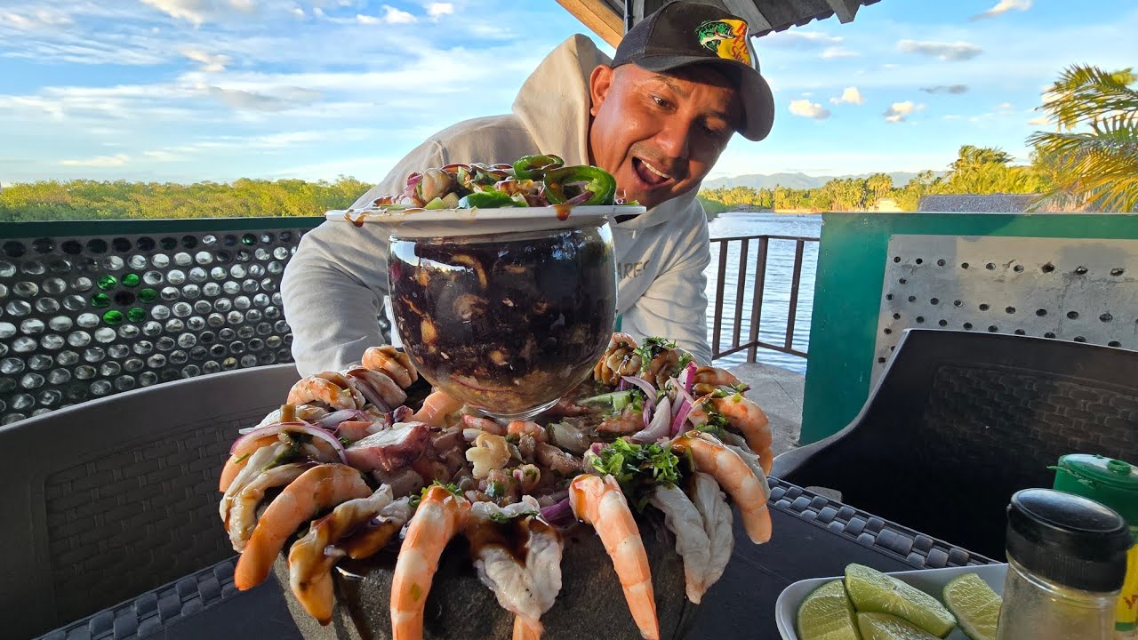 Será que 7 Mares se va comer este Cóctel Gigante el Solo 