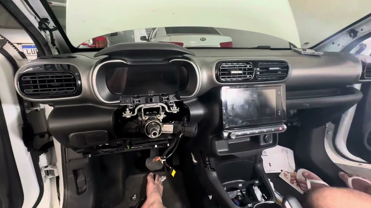 Como desmontar painel de Citroën c4 cactus bem fácil