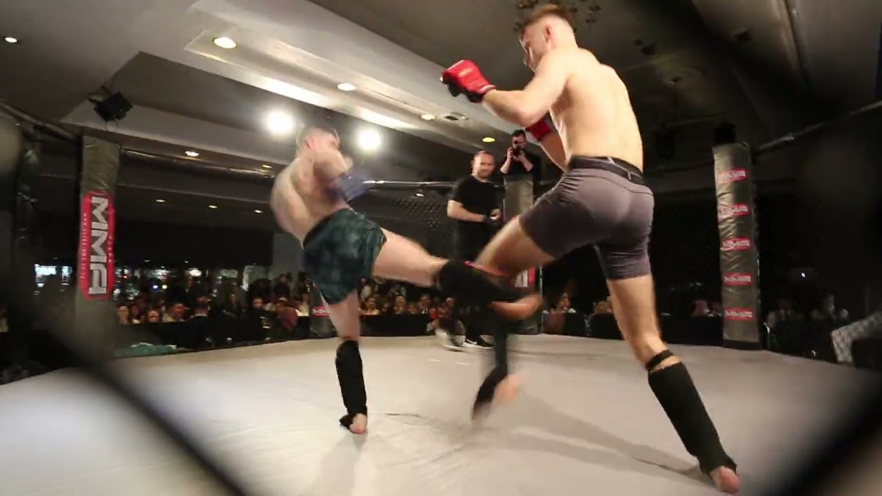 ULTRA MMA   GLASGOW   190424   FIGHT 5   OLIVER MCINTYRE VS ZANDER LUMSDEN