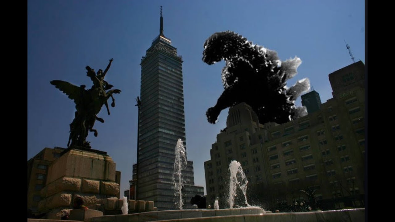 El día que Godzilla, Terminator y James Bond visitaron la Ciudad de México.