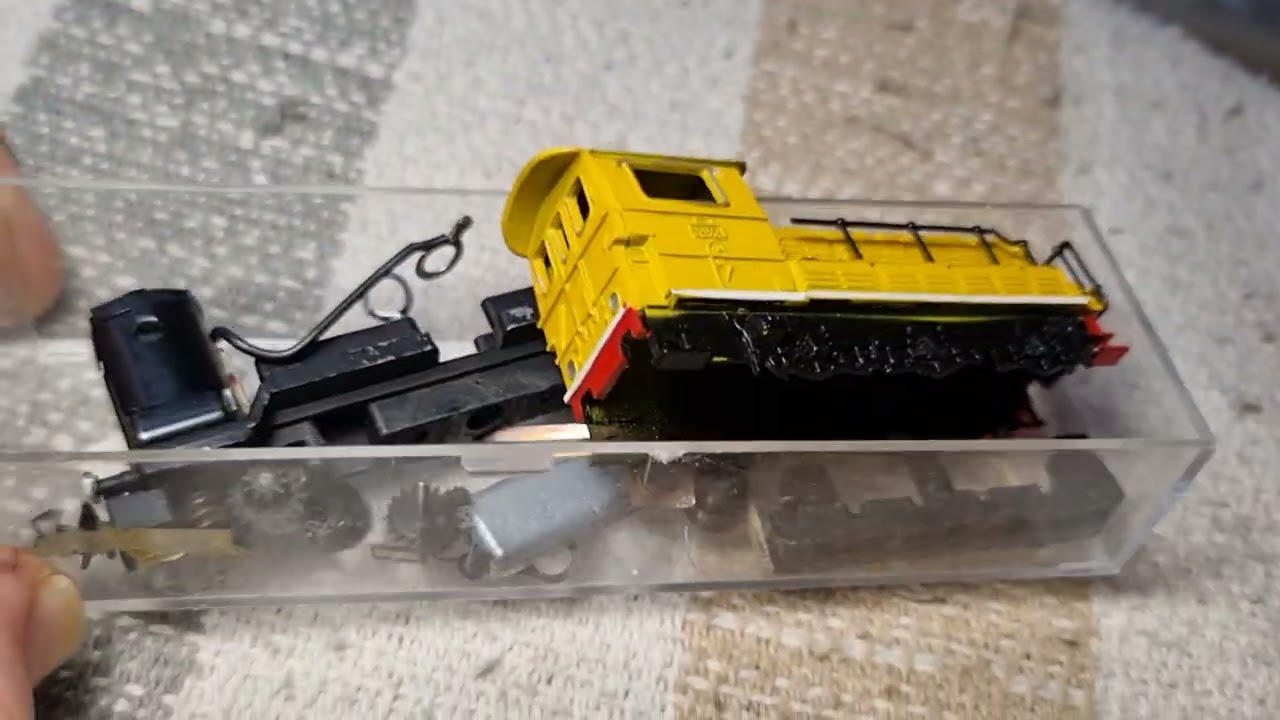 Como convertir a 2N la diesel de maniobras 3N Ibertren 1a parte