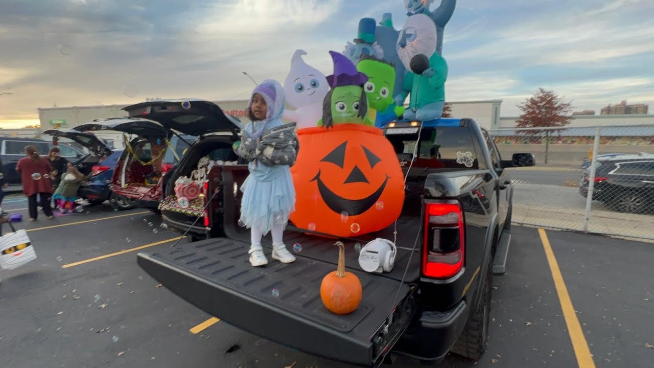 HALLOWEEN TRUNK OR TREAT 2022 | NEWYORK HALLOWEEN COSTUMES PART 2