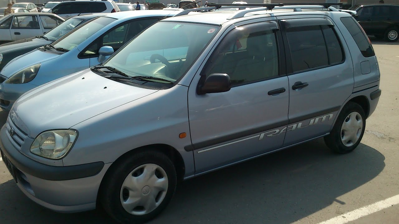 Toyota Raum, царство пыли и ржавчины.