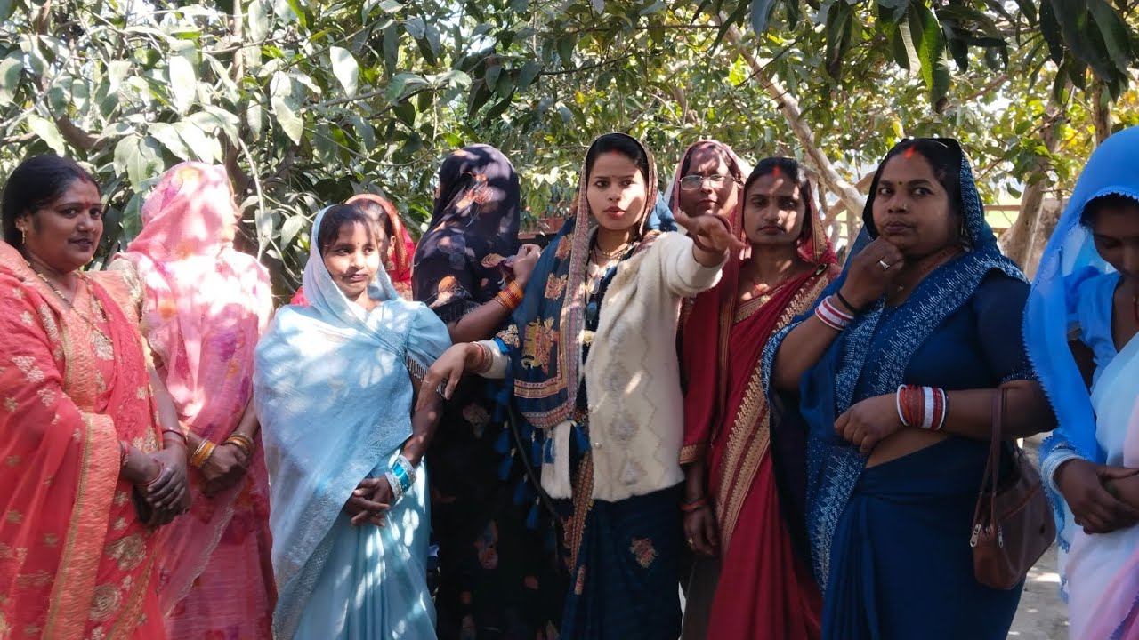 सुमन धीरे से मिलने आज कौन कौन आया