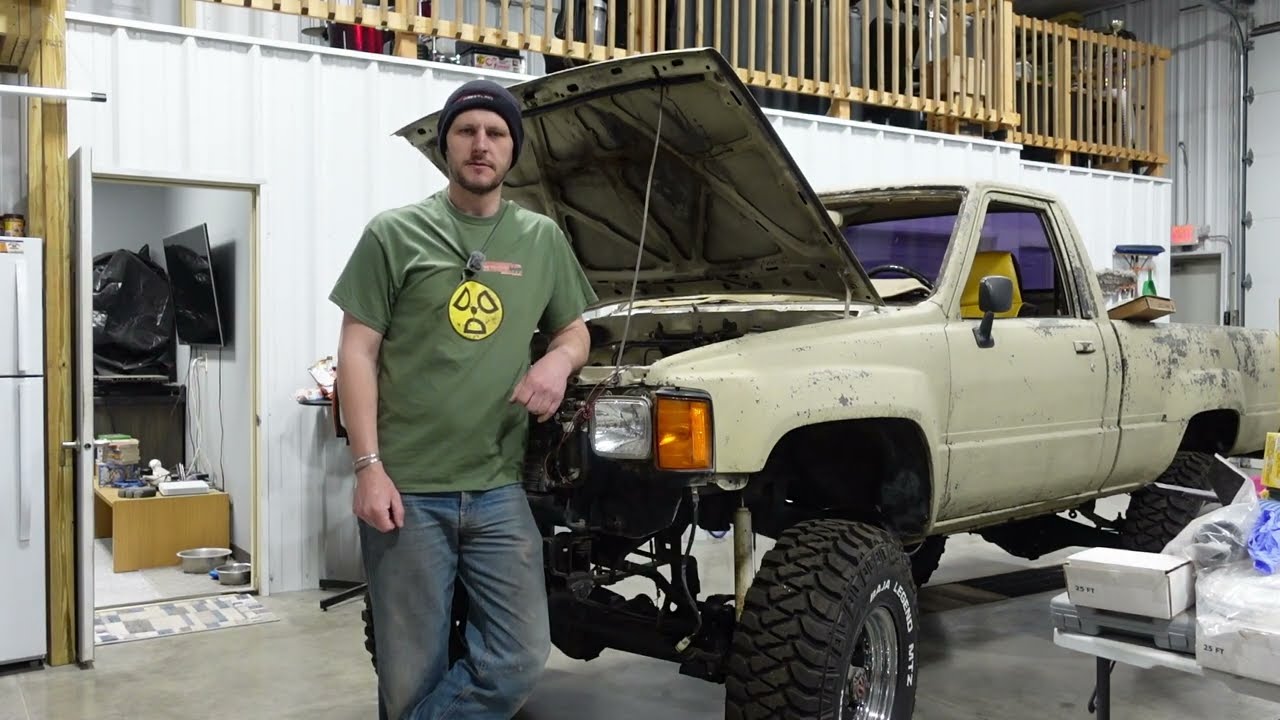Part 1: 1984 Toyota Pickup Kubota Diesel Build #dontfearthereefer