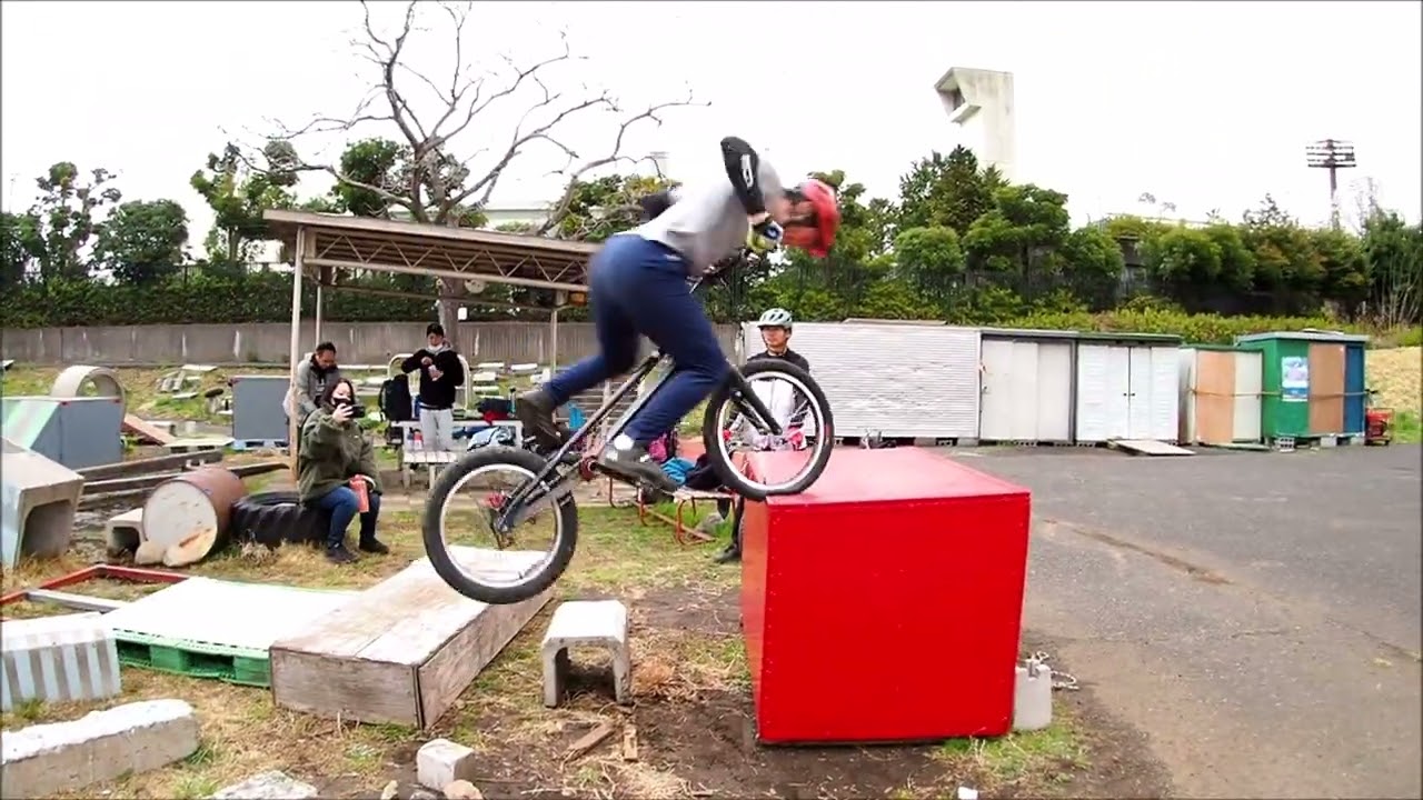 Bicycle Trial Kazuki Terai 　自転車トライアル　寺井一希　わくわくバイクトライアルひろば