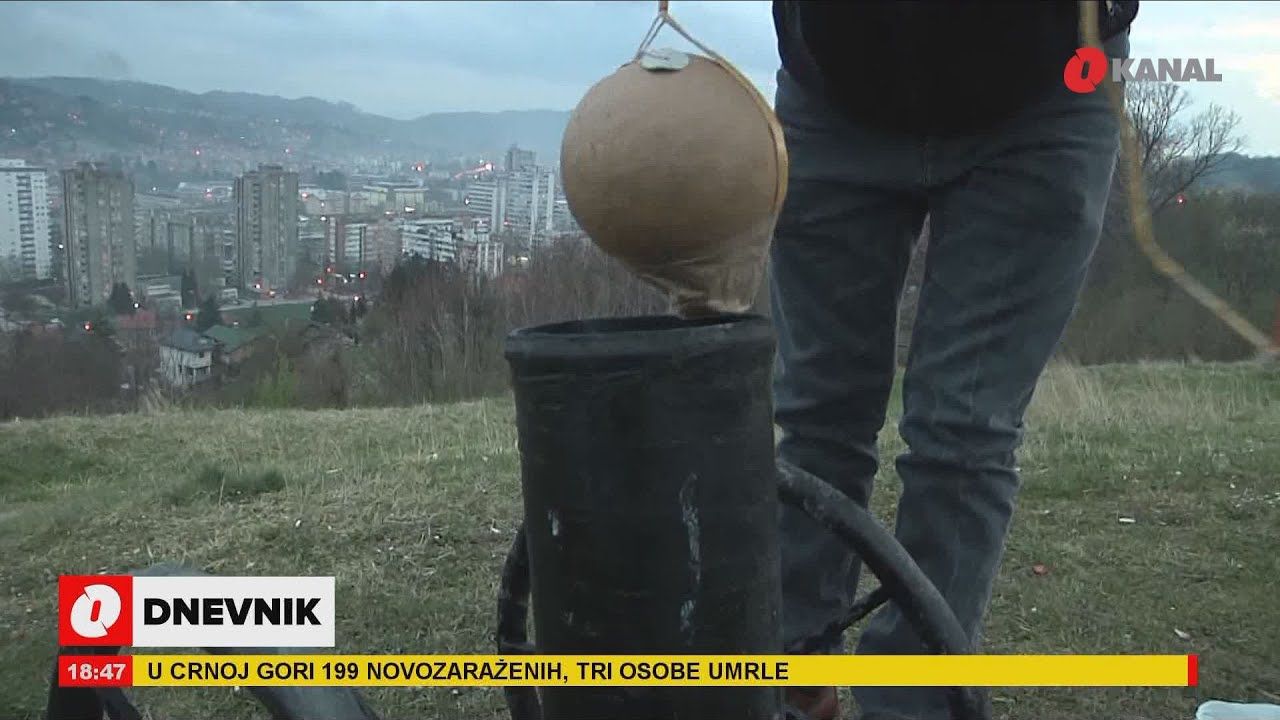 Ramazanski top iz Tuzle okuplja veliki broj ljudi na brdu Kicelj