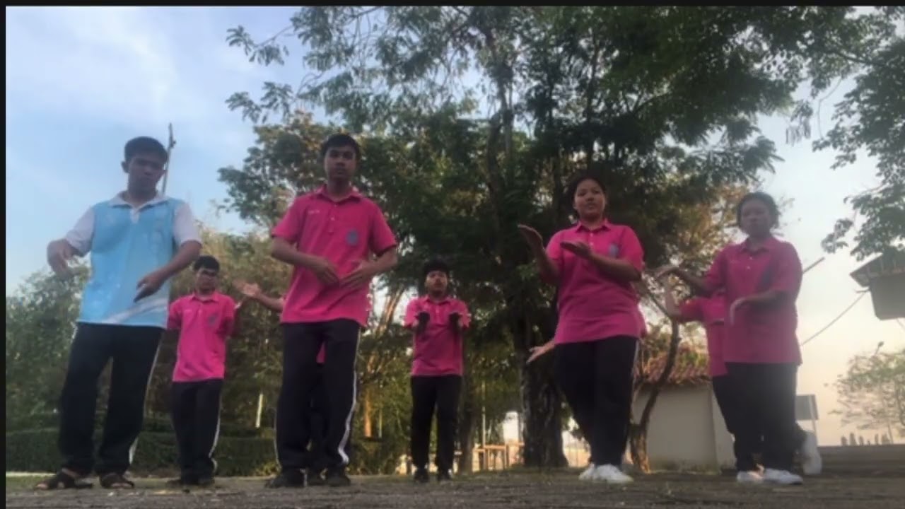 การสร้างสรรค์ท่ารำประกอบเพลงบุพเพสันนิวาส ชั้น ม.4/3  โรงเรียนสอาดเผดิมวิทยา
