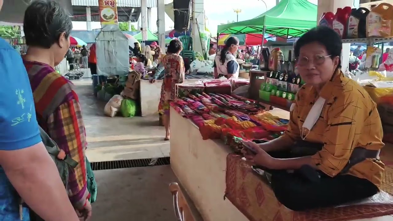 ตาโอดพาเลาะ ตลาดนัดไทย-ลาว อำเภอธาตุพนม 