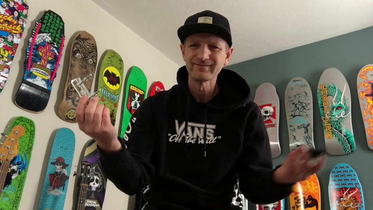 Floating Skateboard Deck Wall Mount Display Products - Sk8ology and eBay Find