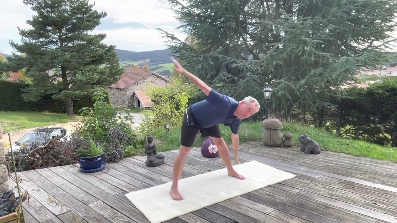 Les triangles ( trikonāsana) en dynamique. Triangles thérapeutiques.
