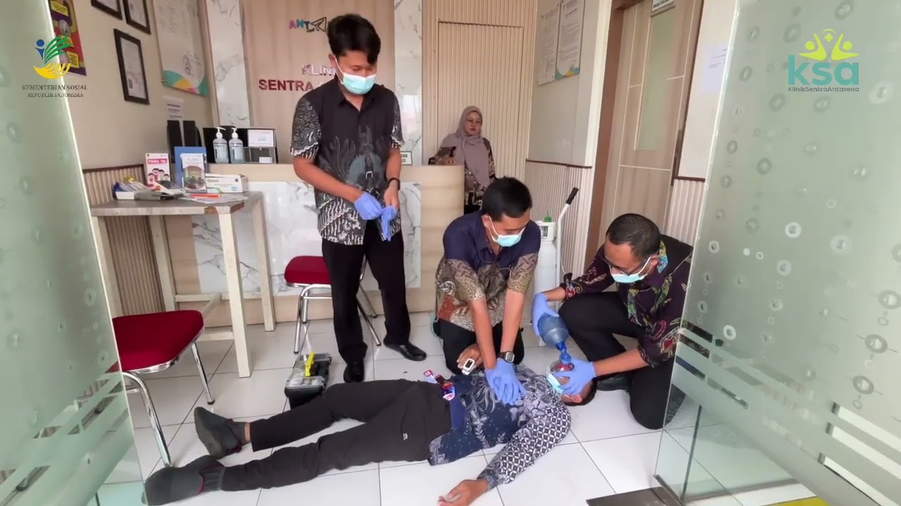 Simulasi Code Blue dari  Klinik Sentra Antasena Magelang