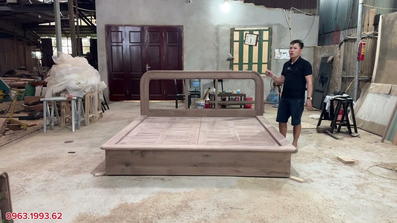 Giường Ngủ Gỗ Óc Chó Hiện Đại/ Nội Thất Gỗ Óc Chó.