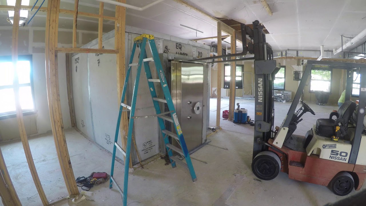 Bank Vault Door On The Floor in 14 Seconds!