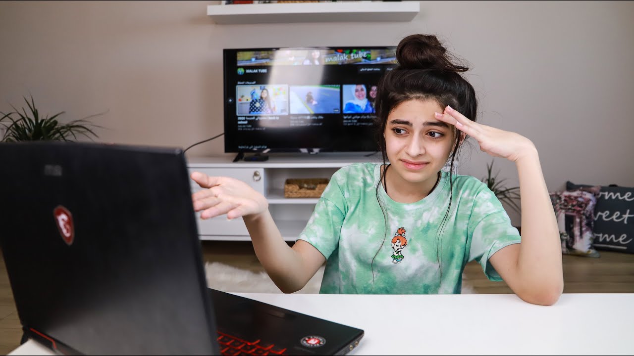 ردة فعلي على مقاطعي القديمة 🤦🏼‍♀️ مشش اناااا