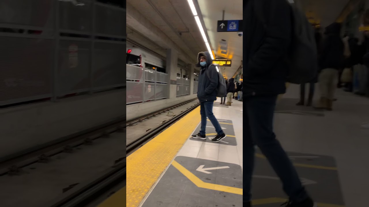 OTTAWA LIGHT METRO RIDE DURING SERVICE DISRUPTION