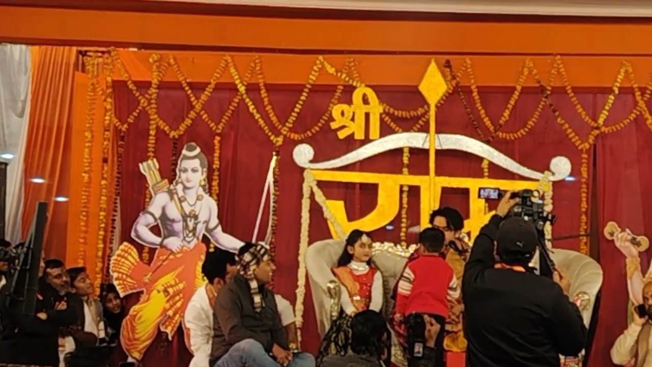 श्री बागेश्वर धाम🚩🥺🥰#bageshwardham #bageshwardhamsarkar #bageshwar #bag #bageshwar_dham_sarkar 