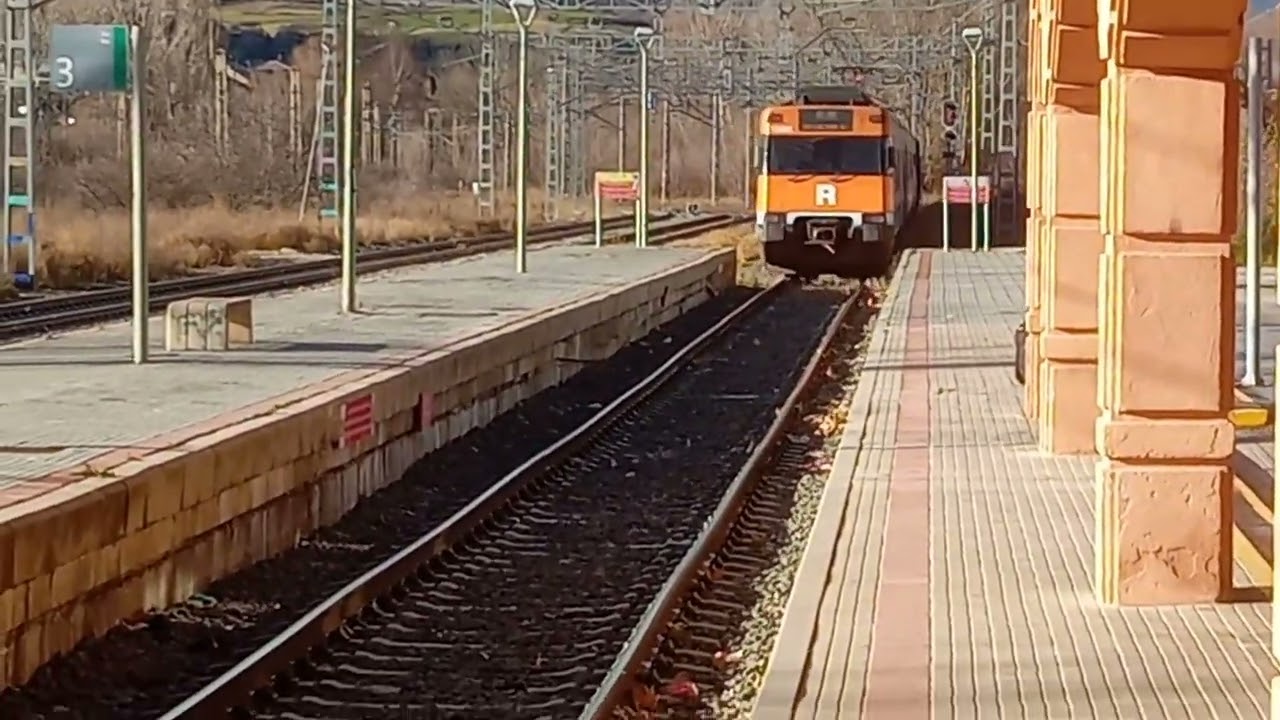 Renfe Rodalies R3 Estación de Puigcerda ( UT 447 )