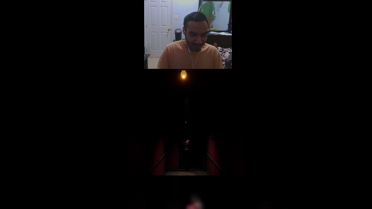 GET AWAAY 😭 #horrogame #horror #fyp