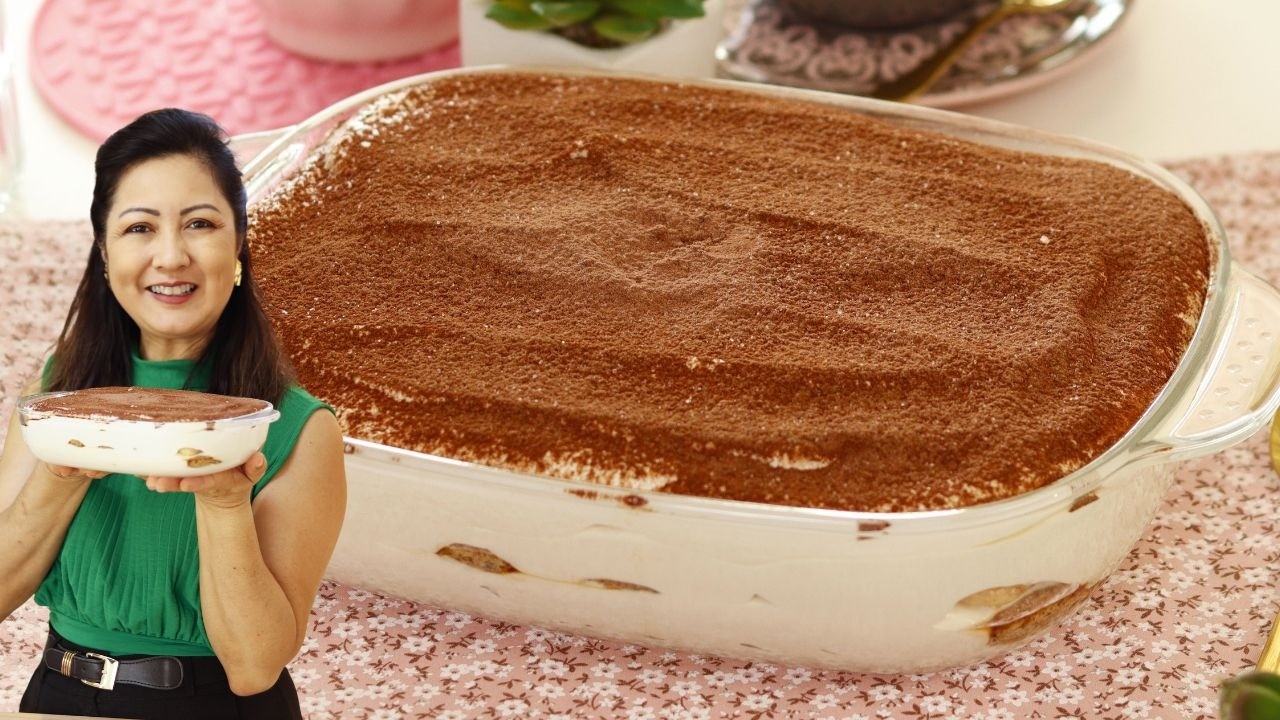 TIRAMISU NA TRAVESSA - TÃO FÁCIL E RÁPIDO QUE TODO MUNDO VAI  FAZER- Receita de Natal - Dika da Naka