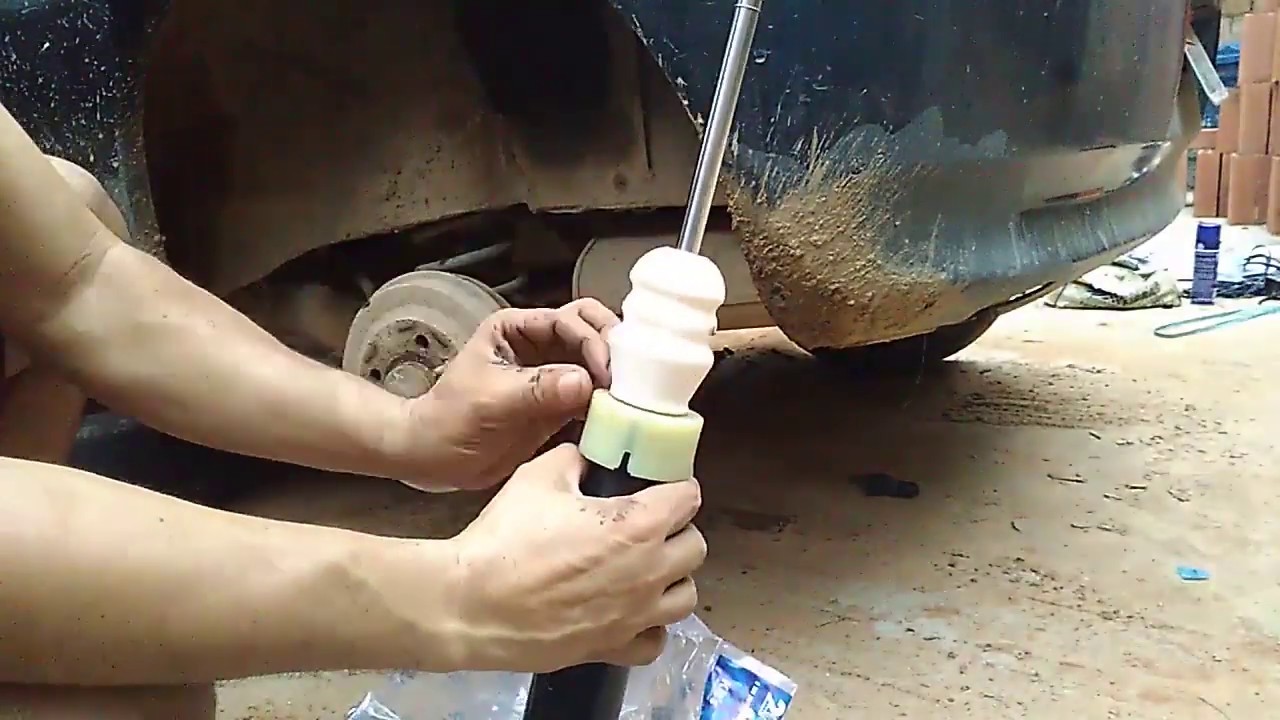 Como Trocar o Amortecedor Traseiro do Palio Fire (2003 em Diante) | Faça Você Mesmo 🔧🚗