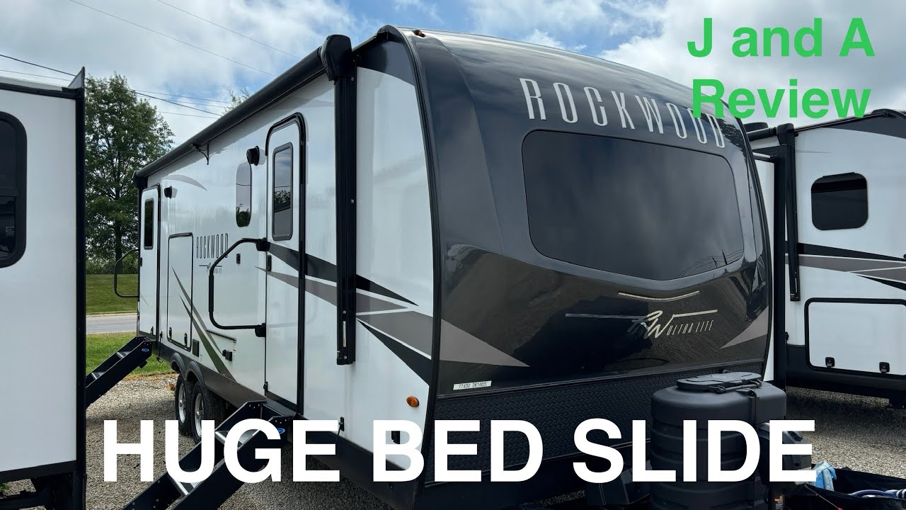 UNDER 30’ WITH A BED SLIDE! 2024 Forest River Rockwood Ultra Lite 2614BS