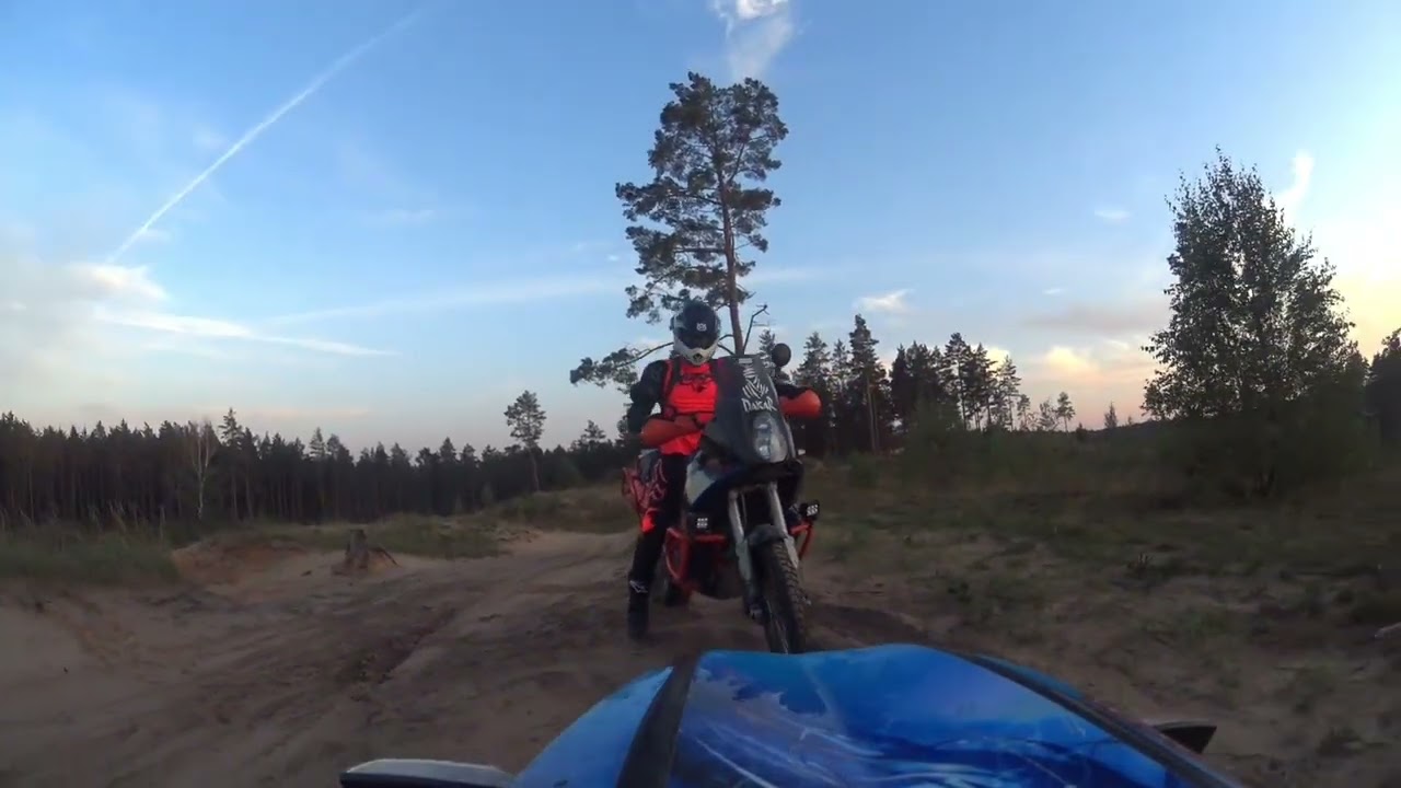 HUsaberg fs 650 street tyres vs KTM 990 adventure offroad around racetrack 333