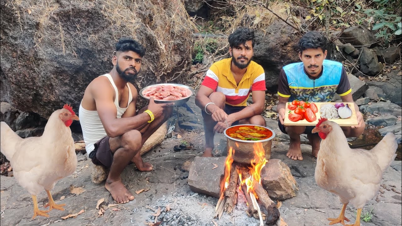 जंगलात बनवली चिकनची भन्नाट रेसिपी , चिकन पार्टी  | village cooking , Chicken party  @TejaGurav