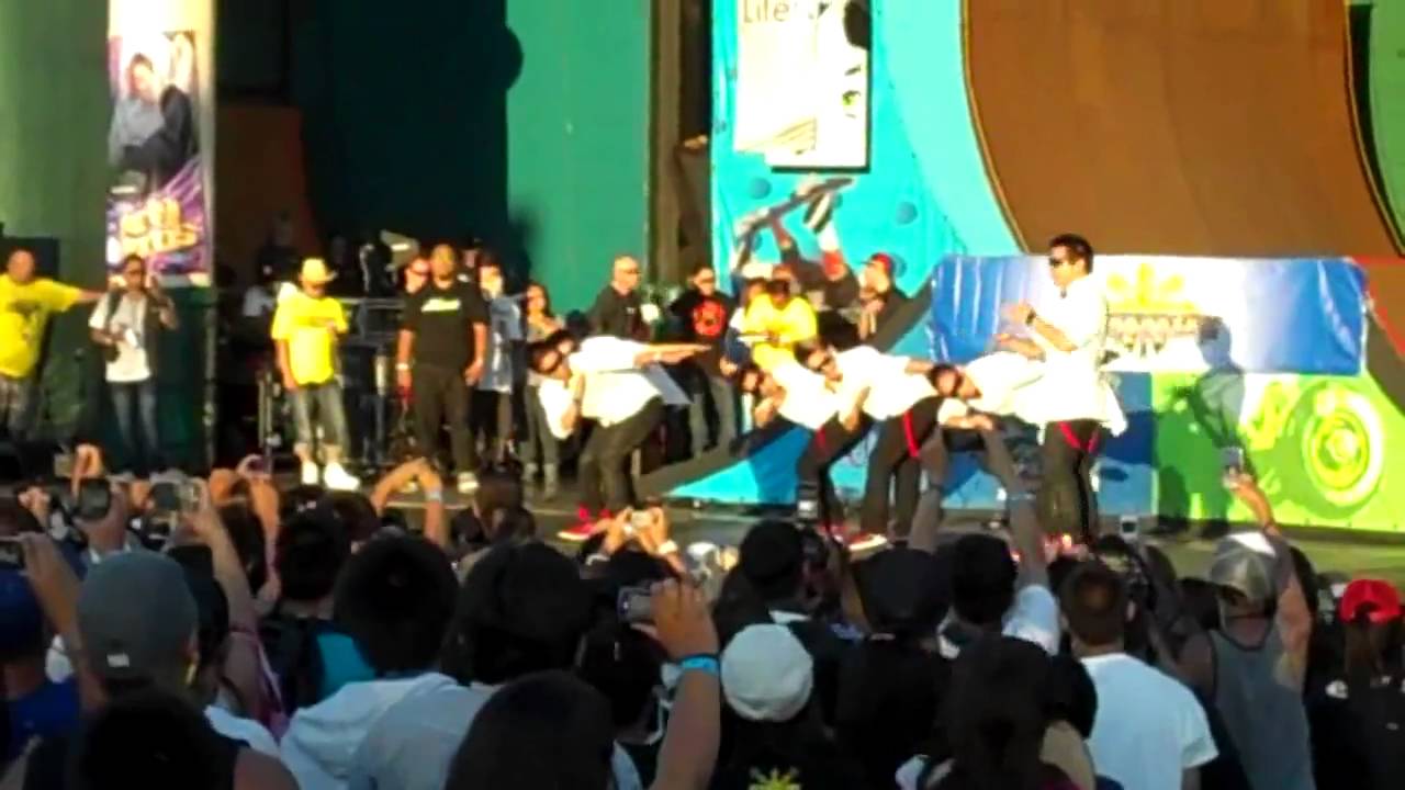 WE ARE HEROES & POREOTICS at Kababayan Fest 2010