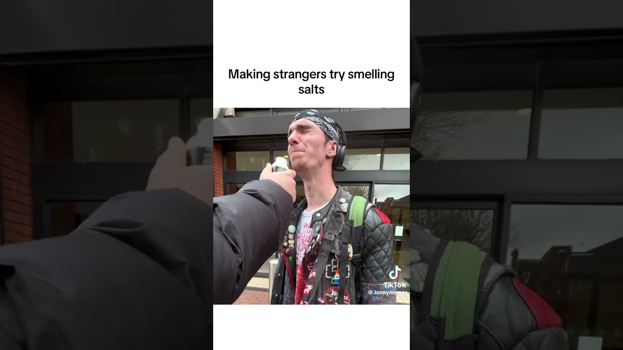 Stranger try&rsquo;s smelling salt!