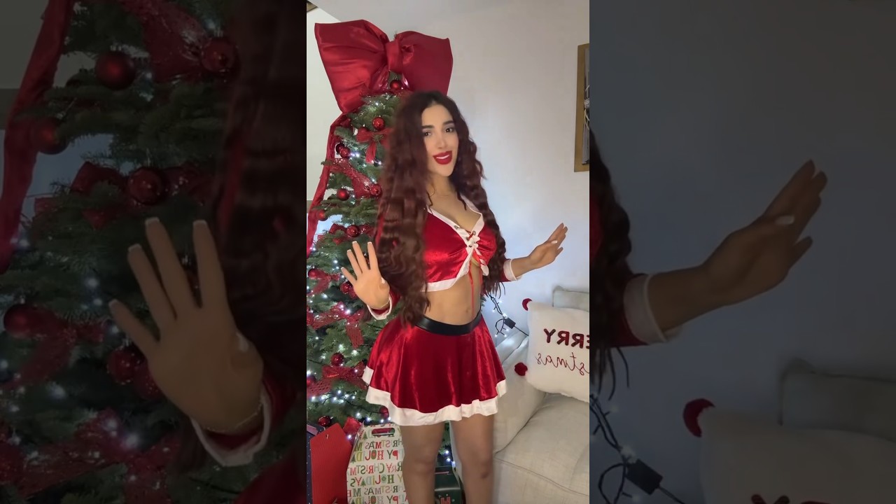 Jessica Sodi con el Cascabeleo de navidad 