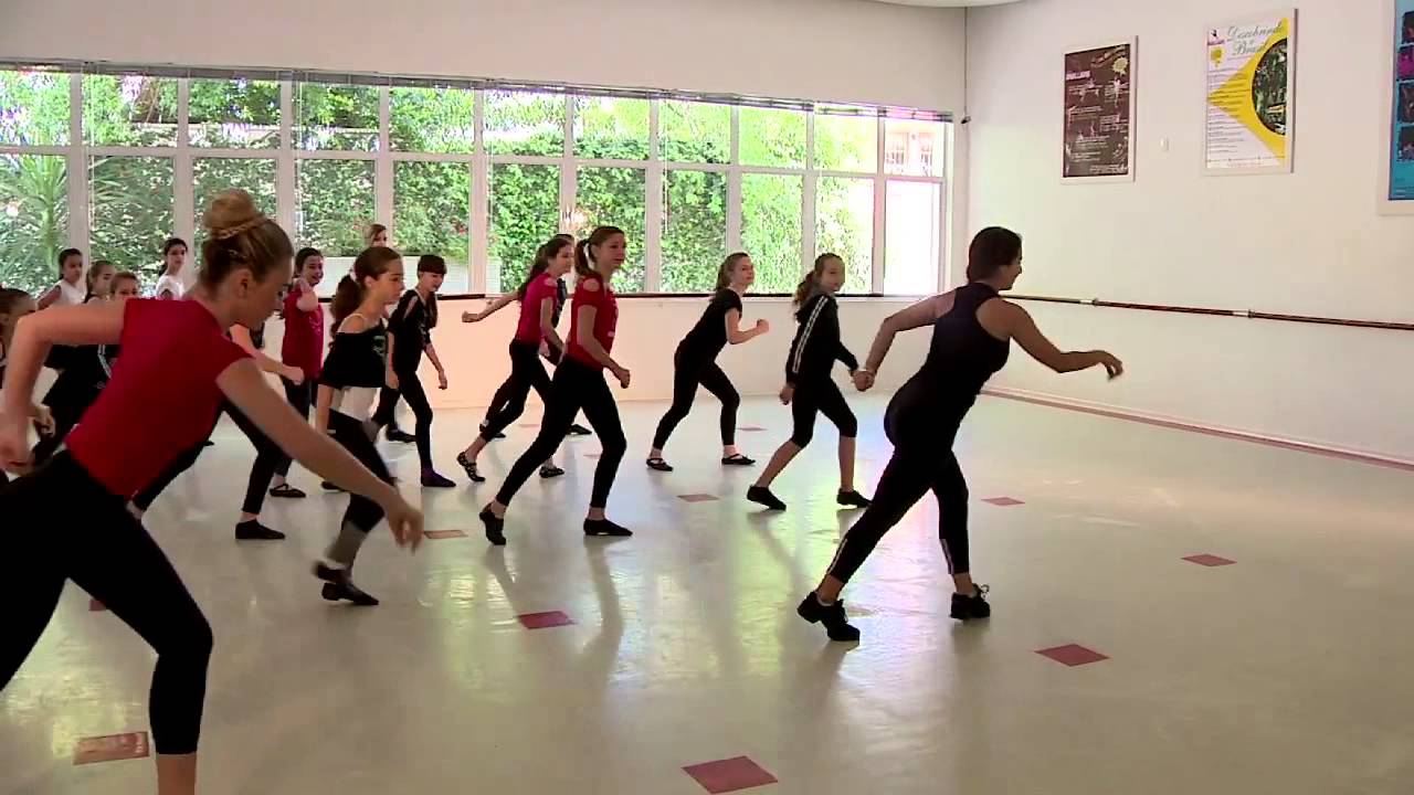 Coreografia do Flash Mob Boogie Oogie - Rede Bancos de Alimentos