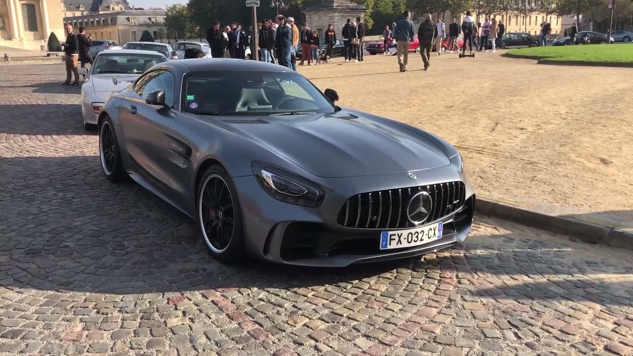 Meeting auto &agrave; la place Vauban - Invalides