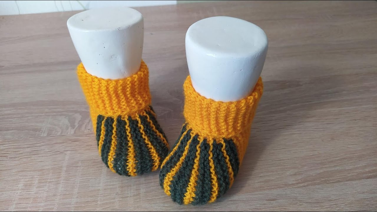 Очень простые пинеточки.  Gestrickte Babyschuhe für Neugeborene