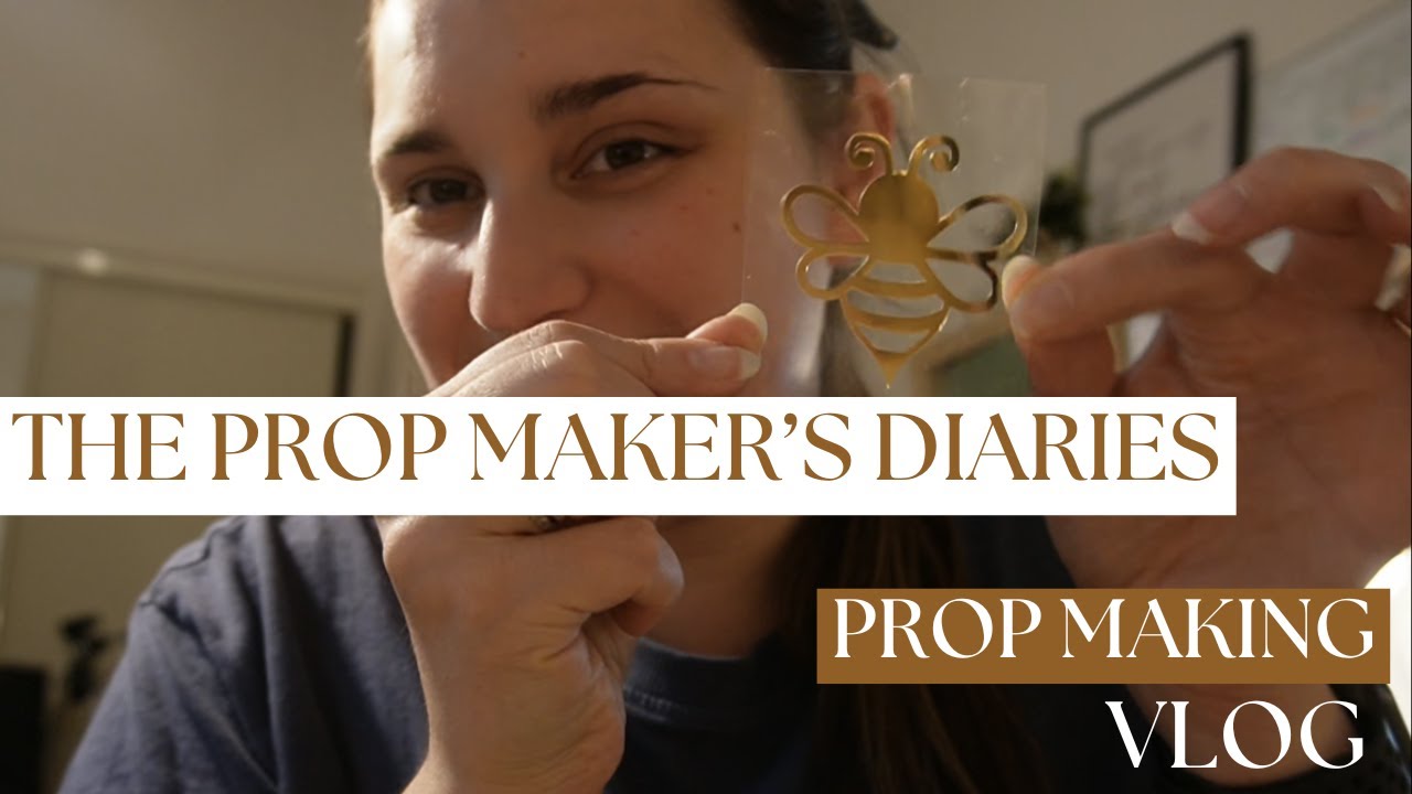 THE PROPS MAKER'S DIARIES - VLOG: Autumn decor, making prop sandwiches, BTS and using my Cricut