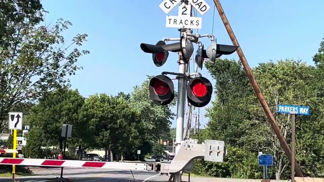 Hour Late 683 and the Broken Lights - 8/12/25