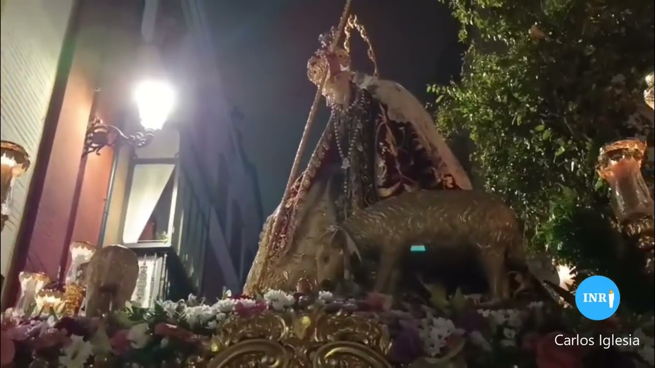 Procesión triunfal de la Pastora de Santa Marina en el saludo a los Panaderos 2025