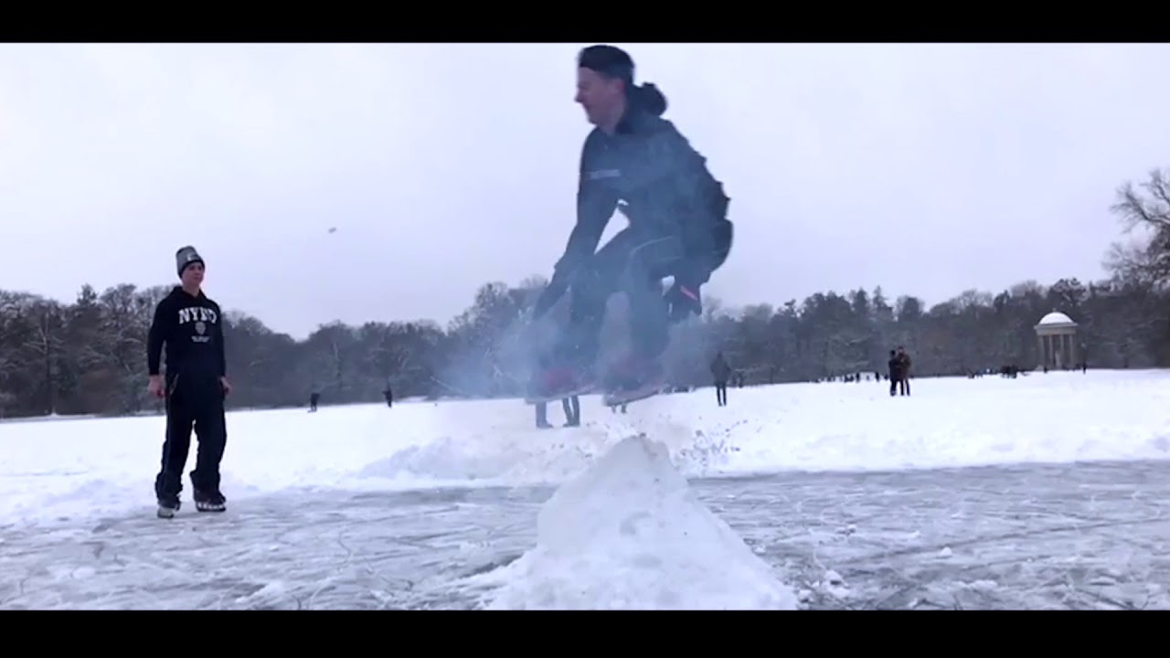 ICE FREESTYLE SKATING