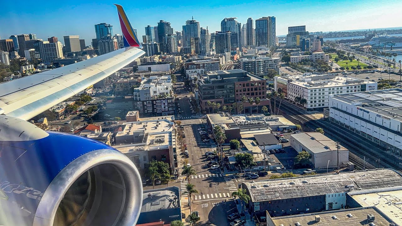 STUNNING Windy Landing in San Diego, CA ~ Southwest Airlines Boeing 737-8H4 ~ KSAN