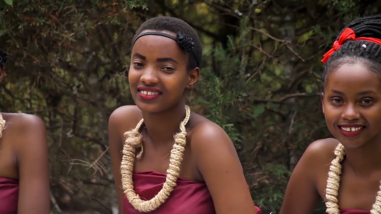 MUTAMA YUBAHWE CLIP VID&Eacute;O BY CLUB UMUCO W'AKARANGA