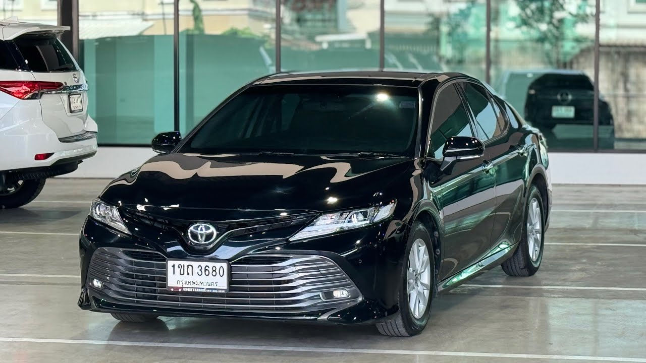 ไมล์น้อย Camry 2.0 G 2020 รถหน่วยงาน น่าเล่นราคาจับต้องได้