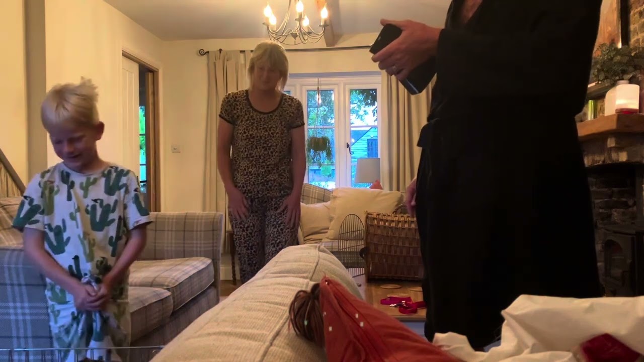Eddie the dog arrives! August 2025