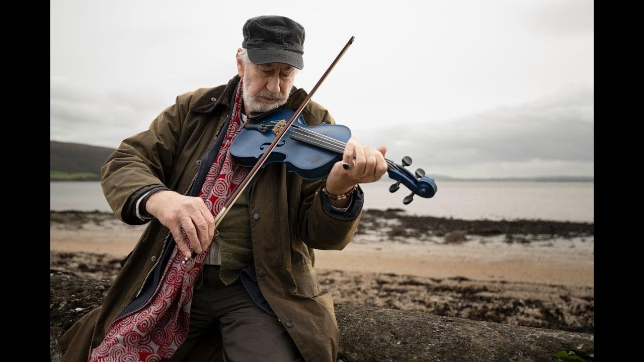 FIDIL GHORM (The Blue Fiddle)