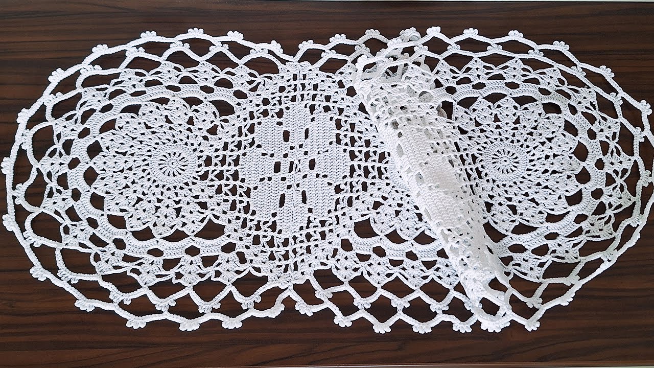 Tutorial Crochet Oval Tablecloth , Amazing Crochet Table Runner   Part 1
